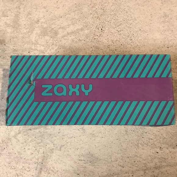 NEW Zaxy Soul Slide Fem Slippers Women's Size 6 Black Slip On - Picture 4 of 5